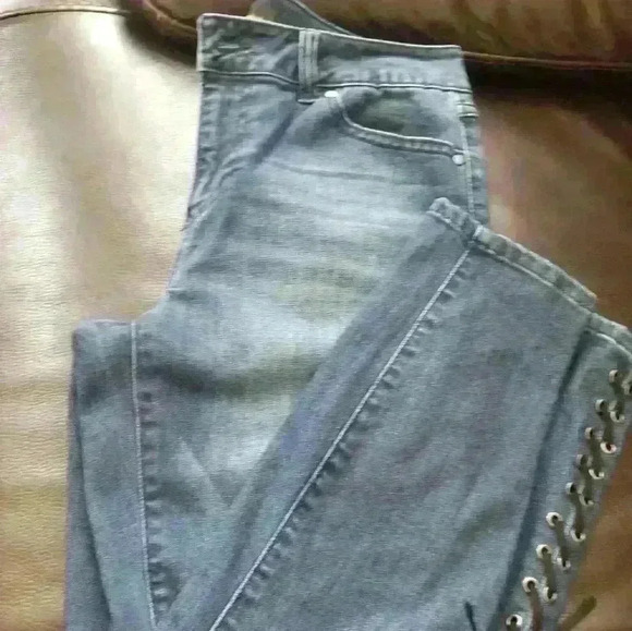 Catherine Malandrino size 6 Jeans - Picture 3 of 9